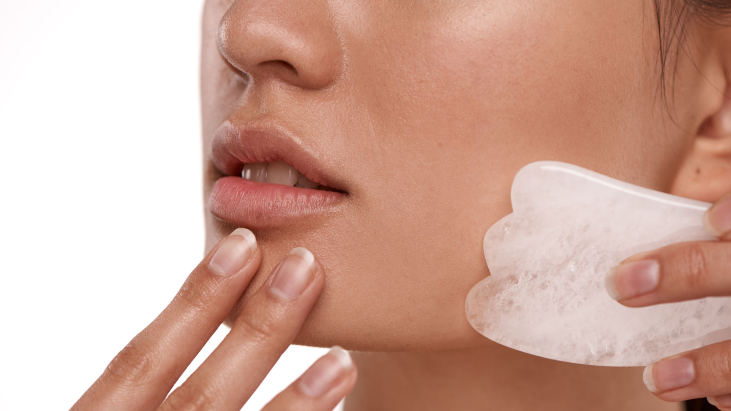 The Definitive Guide to Using Gua Sha for Your Face